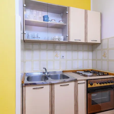 With Parking Space Rabac, Labin - 19055 Appartamento *