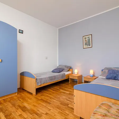 With Parking Space Rabac, Labin - 19055 Appartamento Rabac