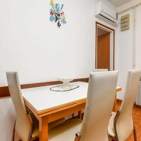 With A Parking Space Rabac, Labin - 19055 Appartement